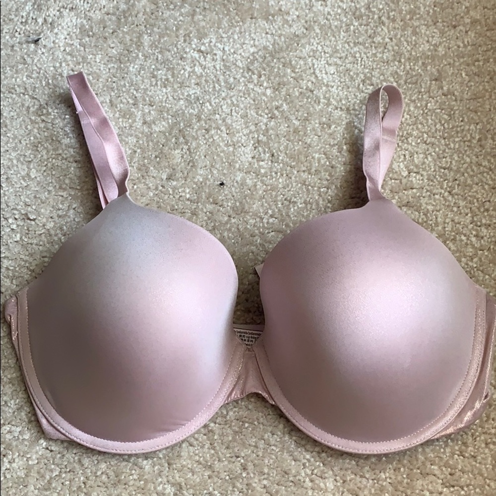 Victoria Secret uplift semi demi bra